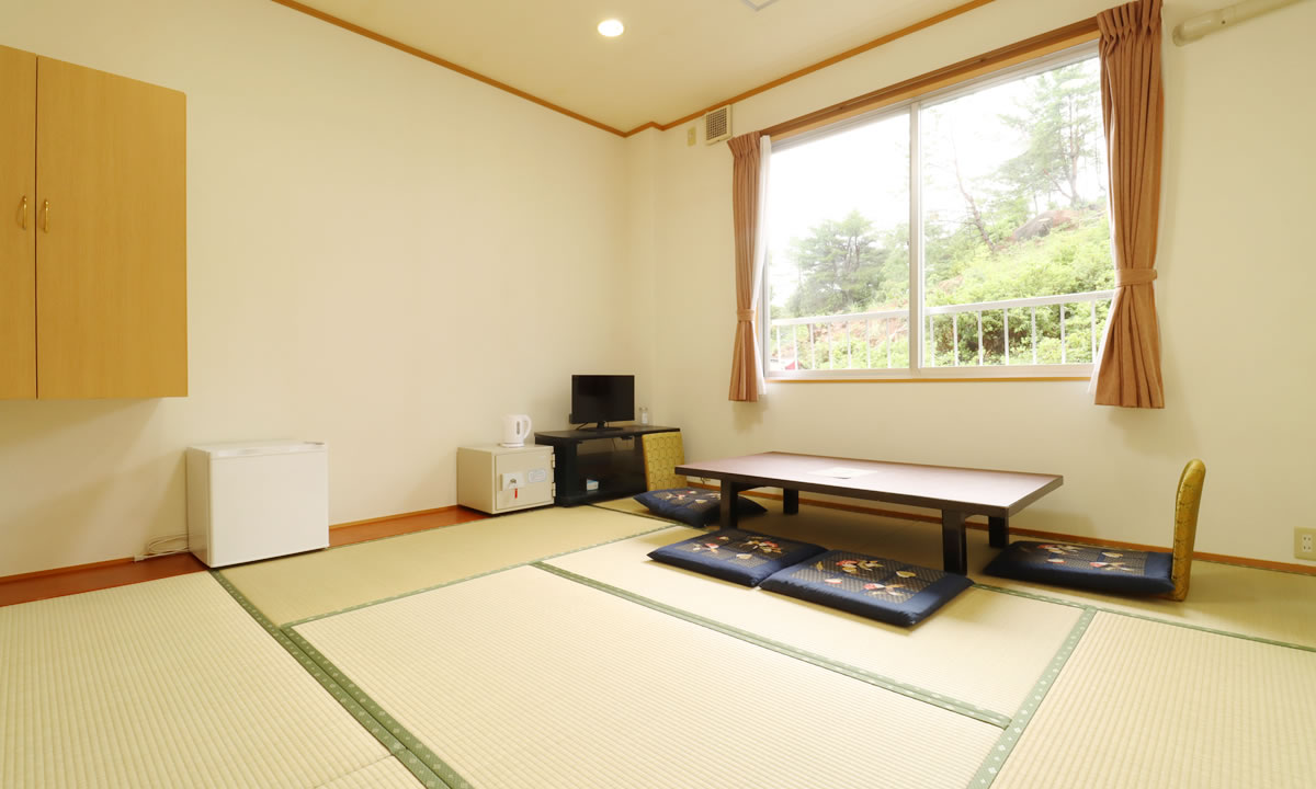8畳和室